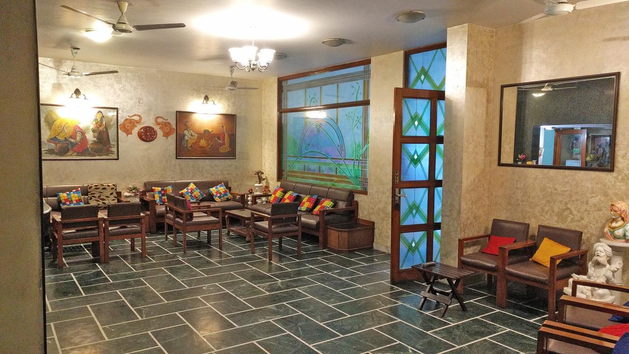 Hotel Rangoli Джайпур Екстериор снимка